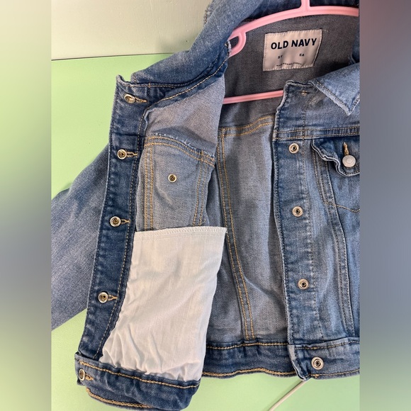Old Navy Silver Snap Button Blue Jean Jacket with Pockets, Toddler Girl Size 5T - Picture 4 of 9